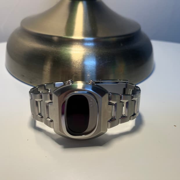 아디다스 레트로 시계 (한정판)