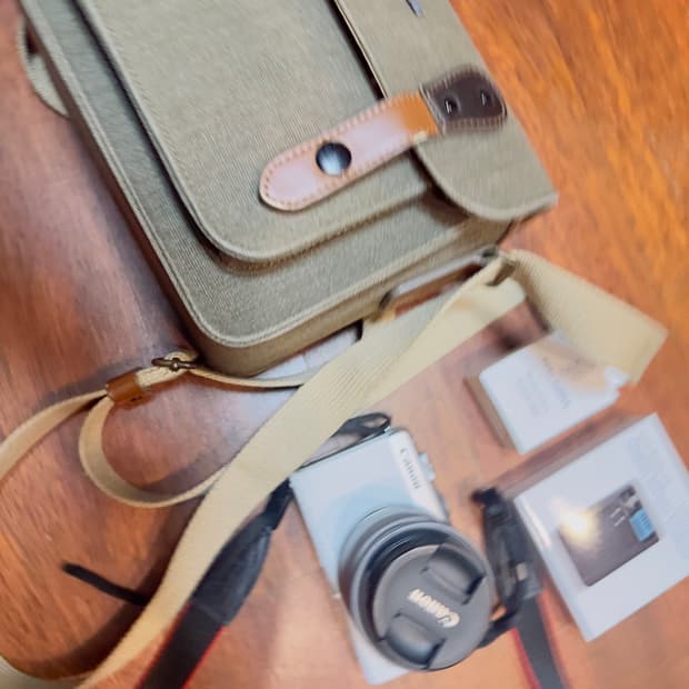 캐논 eos m100 판매합니다!