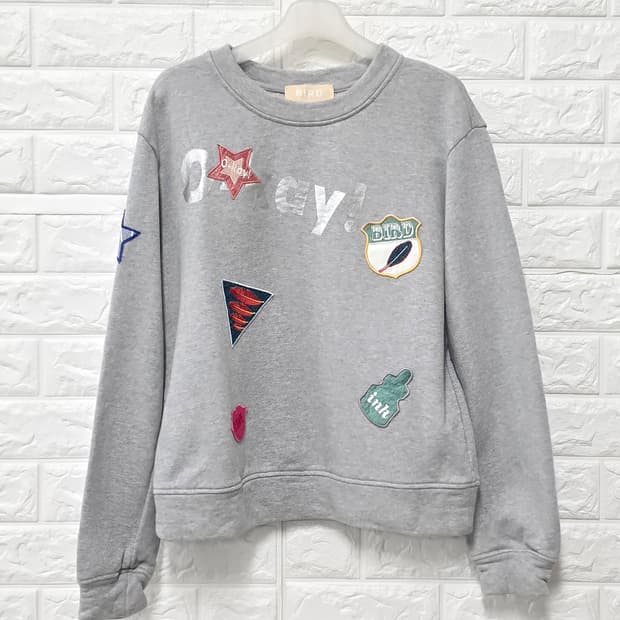 택포) 한섬 버드 BIRD 회색 패치 맨투맨 L