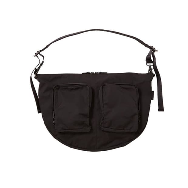 아미아칼바 gabardine bodybag black