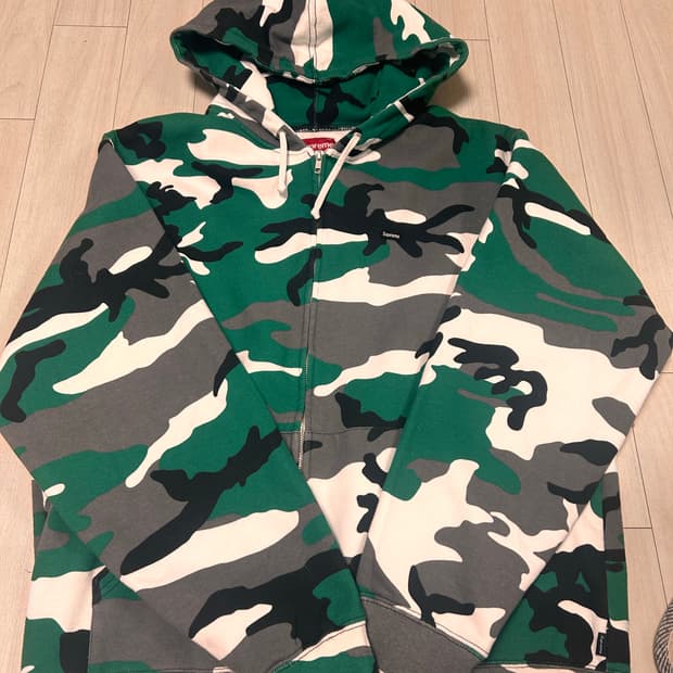 슈프림 카모후드집업 새상품 S