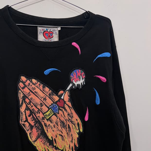 만지 시그니처 디자인 로고 코튼 맨투맨