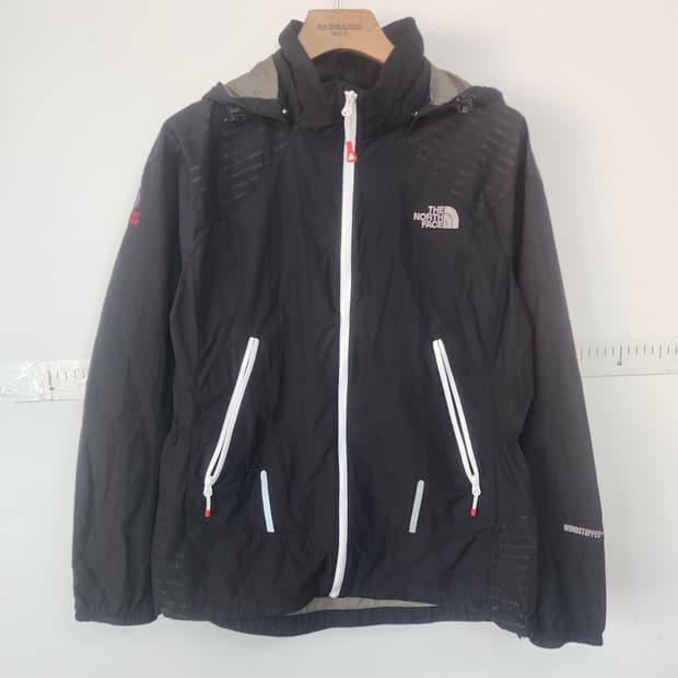 노스페이스 바람막이 자켓 블랙