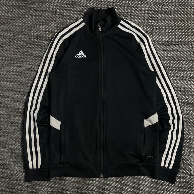 아디다스 에센셜 트랙탑 블랙 져지o 4926