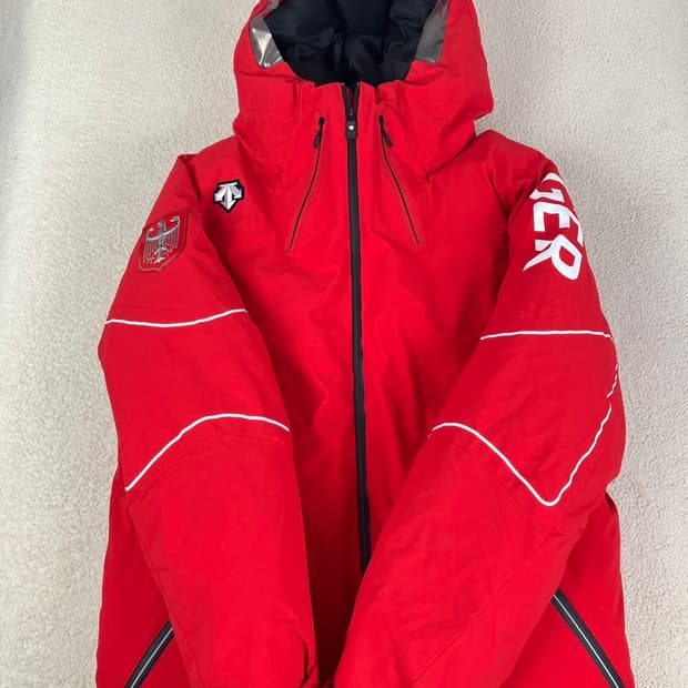 데상트 패딩 사이즈 M