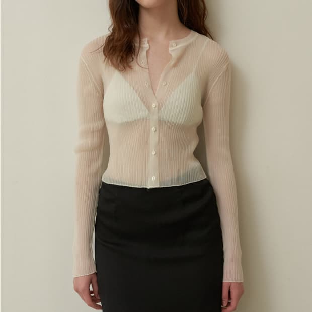 [새상품] 뮈르뮈르 유센 글로시 시어 니트 가디건 ivory