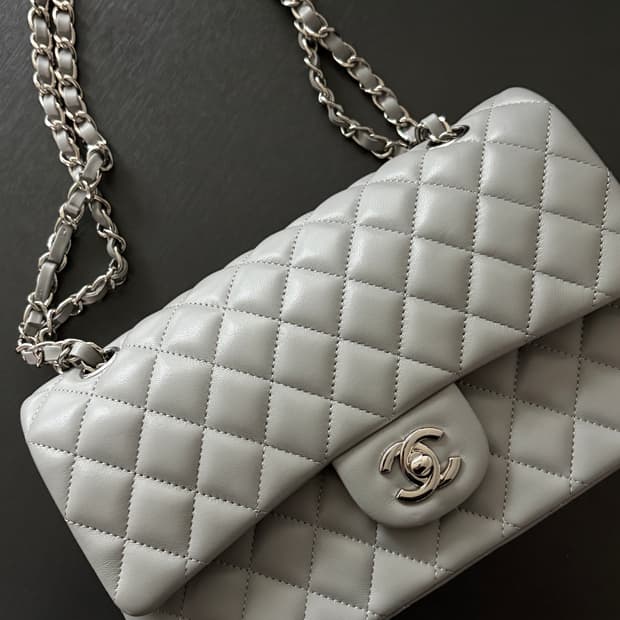 샤넬 클래식 미디움