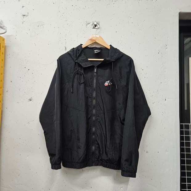 나이키 바람막이