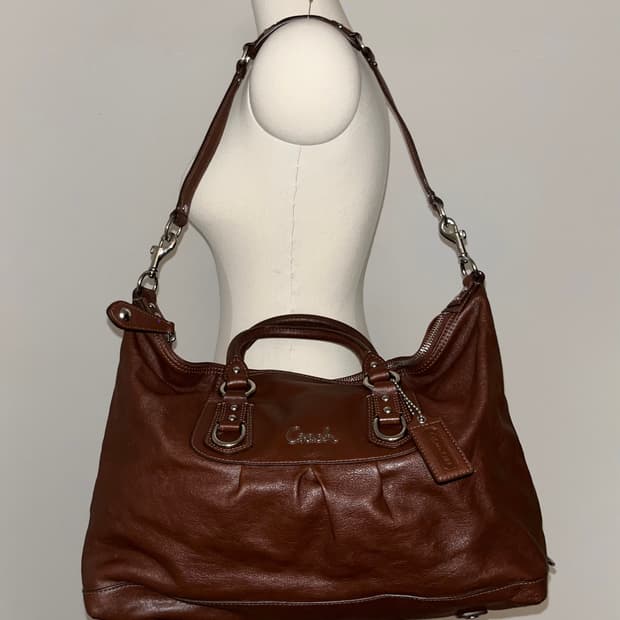 Coach brown Shoulder Bag