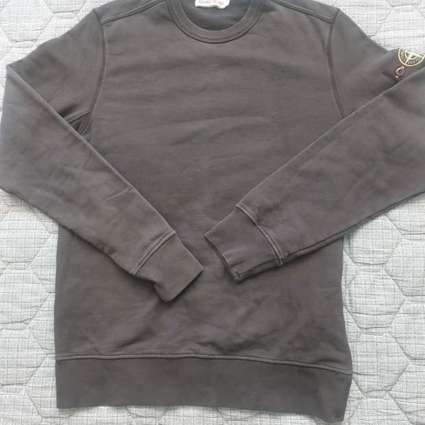 (택포)스톤아일랜드 기모 블랙 맨투맨 95사이즈