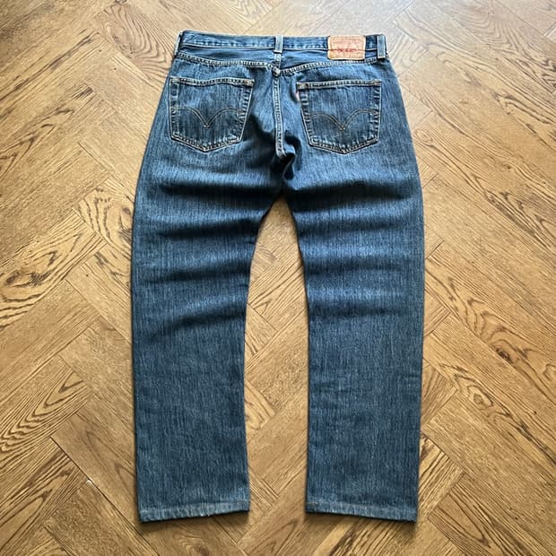 [34]리바이스 501 테이퍼드핏 커스텀 데님 팬츠