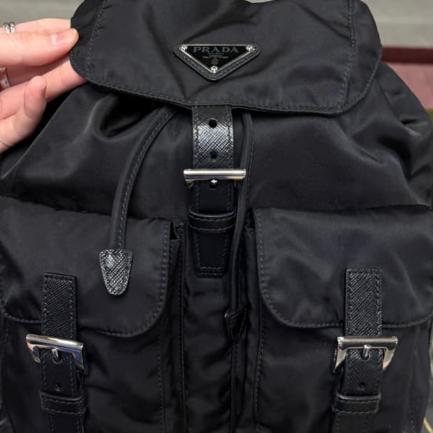 프라다백팩 신형 스몰