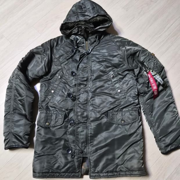 알파인더스트리 x 저널스탠다드 n3b 자켓