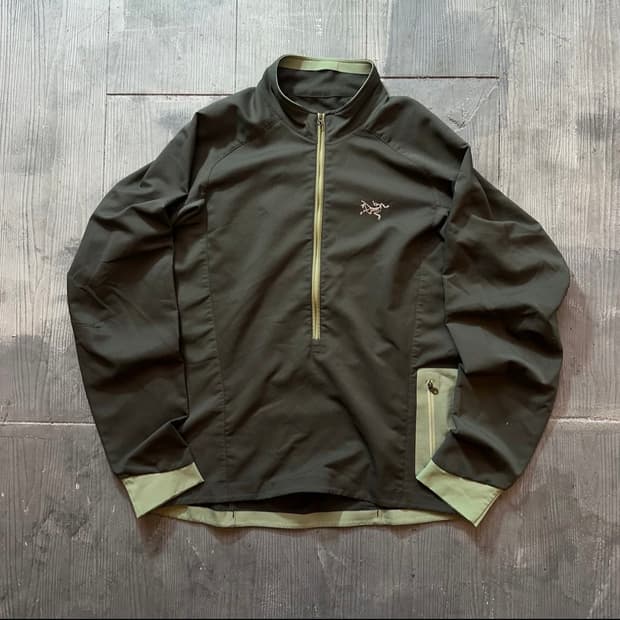 아크테릭스 하프집업 [S]