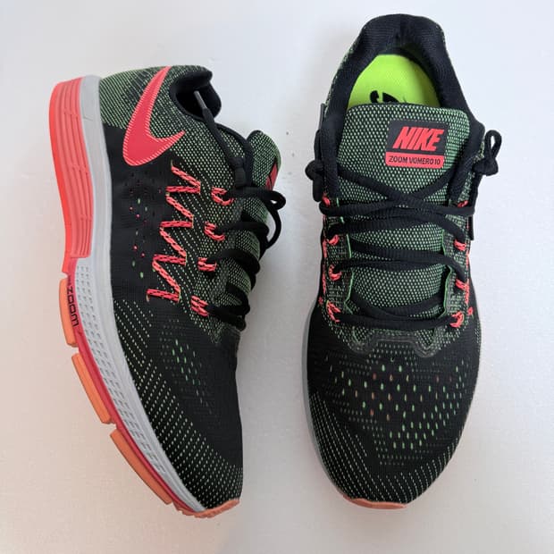 나이키(NIKE) 줌 보메로10 러닝화 275