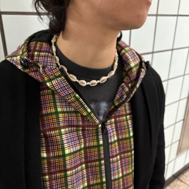 카우리 껍질 초크 서퍼 목걸이