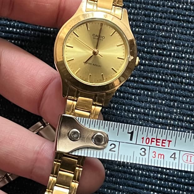카시오 빈티지 아날로그 골드 메탈 시계