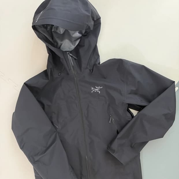 아크테릭스 베타 sl M 사이즈 가격텍포함  가격택까지 있기에 국내 A/