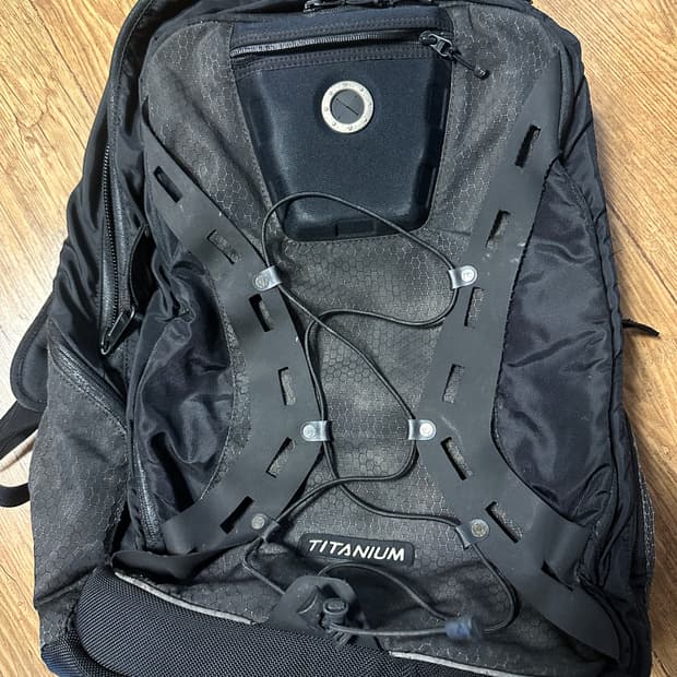 컬럼비아 티타늄 백팩