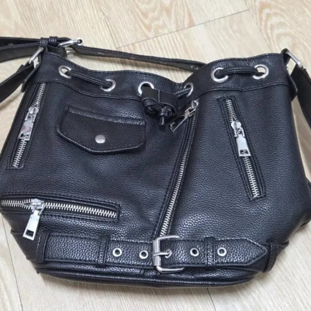 복주머니 펑크 가방