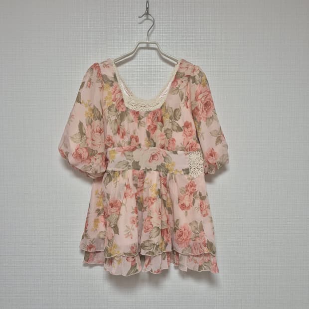 리즈리사 수선품 초고전템 히메갸루 앤틱플라워 핑크 블라우스