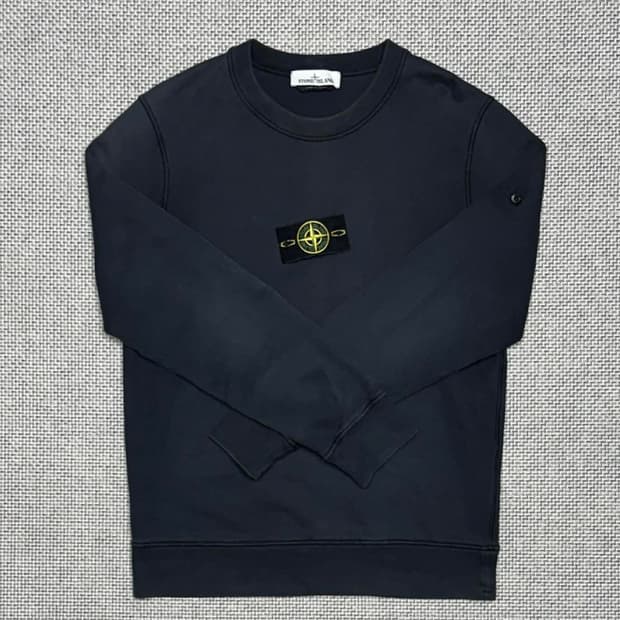 스톤아일랜드 맨투맨