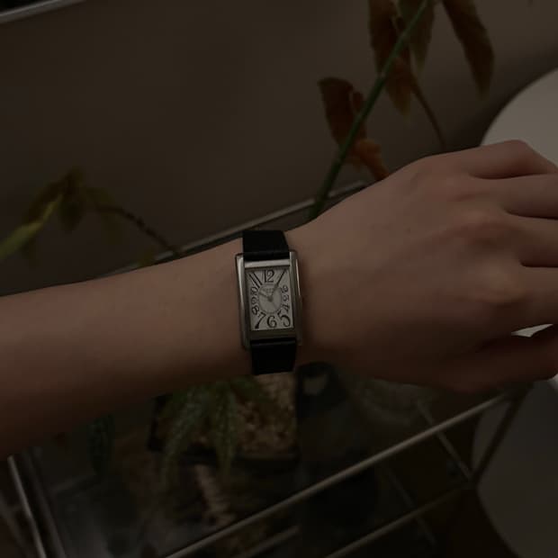 빈티지 아방가르드 워치 