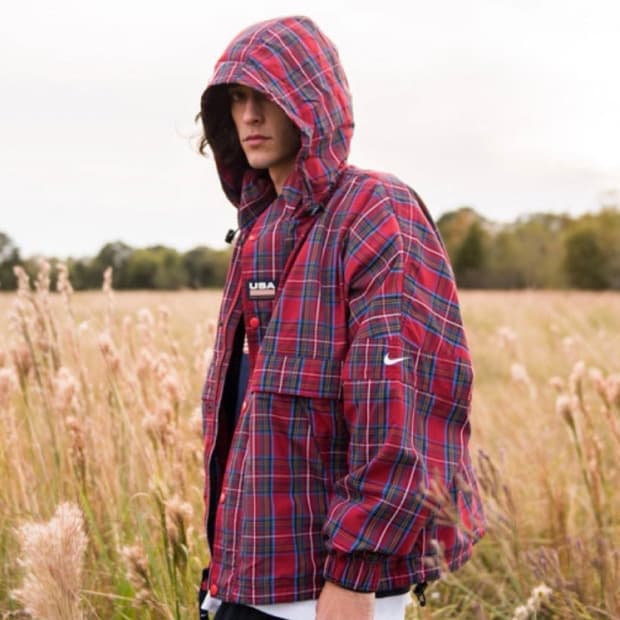 나이키 USA 체크 후드 윈드브레이커 M 사이즈 판매