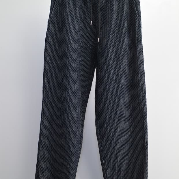 amuy trysbay / indigo