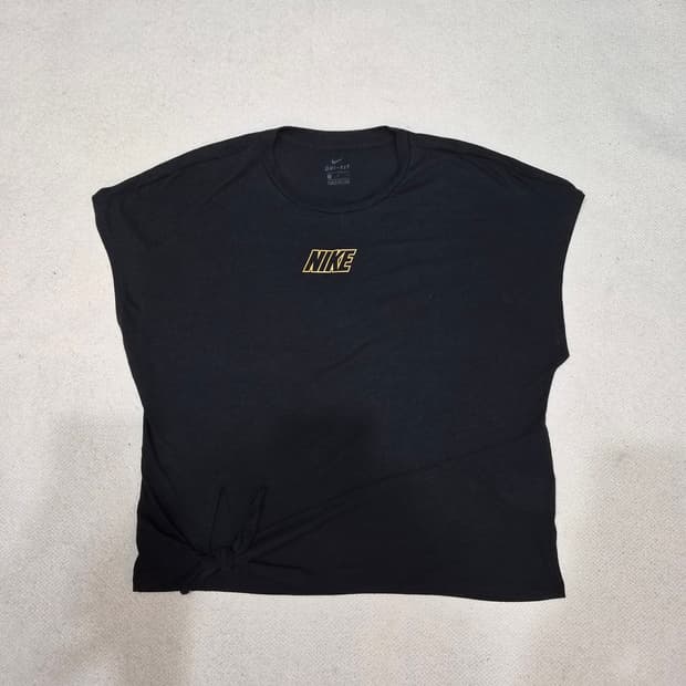 나이키  드라이핏트렉탑90