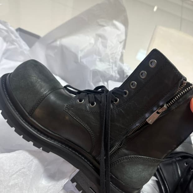 코인서울 쏘유레 슈어 275size 새상품