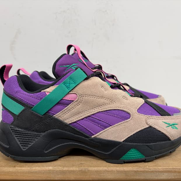 리복 아즈트렉 96 어드벤처 270