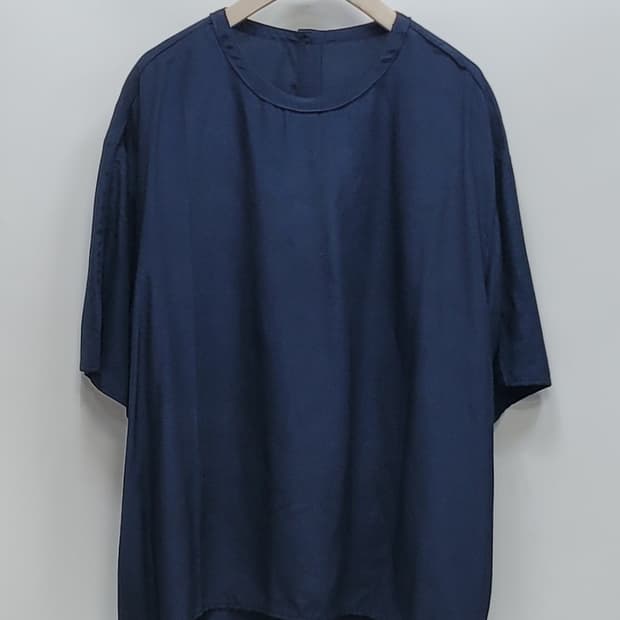 VOV 보브 루즈핏 레이온100%  블라우스 / 여 66 (85) 네이비