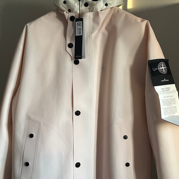 스톤아일랜드 스트라타 아이스 패딩 XL(105-110) 새상품