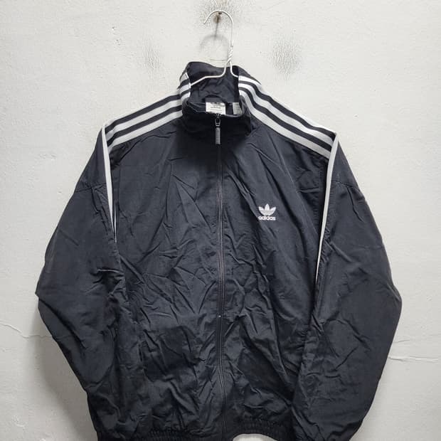 아디다스 파이어버드 바람막이 