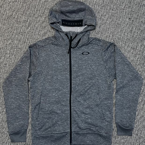 오클리 후드집업