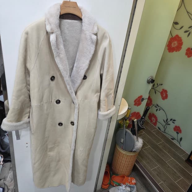 브루넬로 쿠치넬리 시어링 롱 무스탕 남,녀.공용