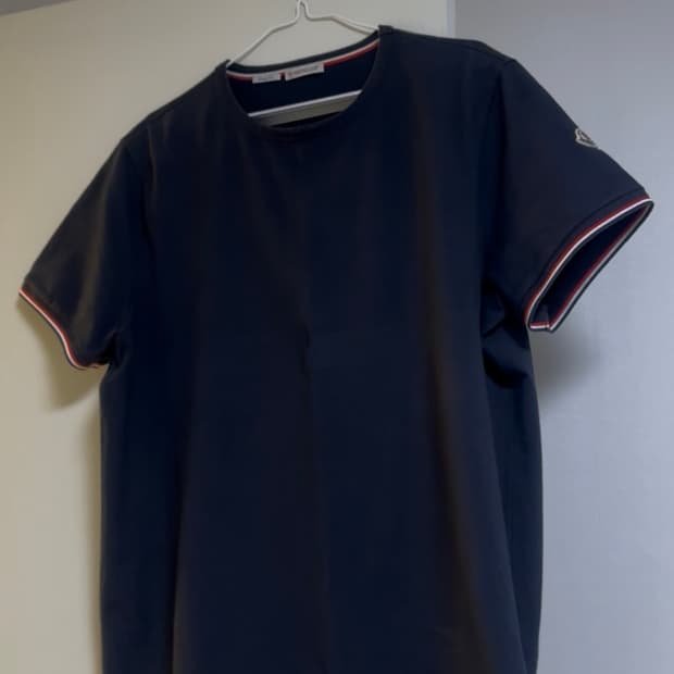 몽클레어 네이비 삼선 반팔 티셔츠