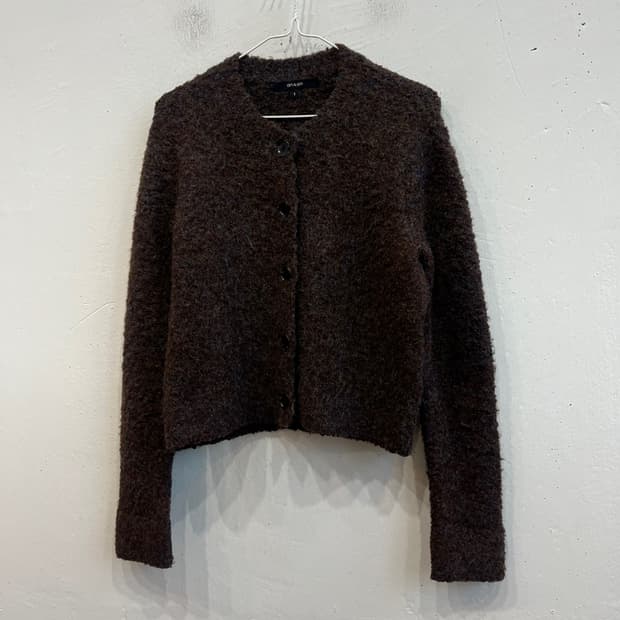 온앤온 부클 가디건 