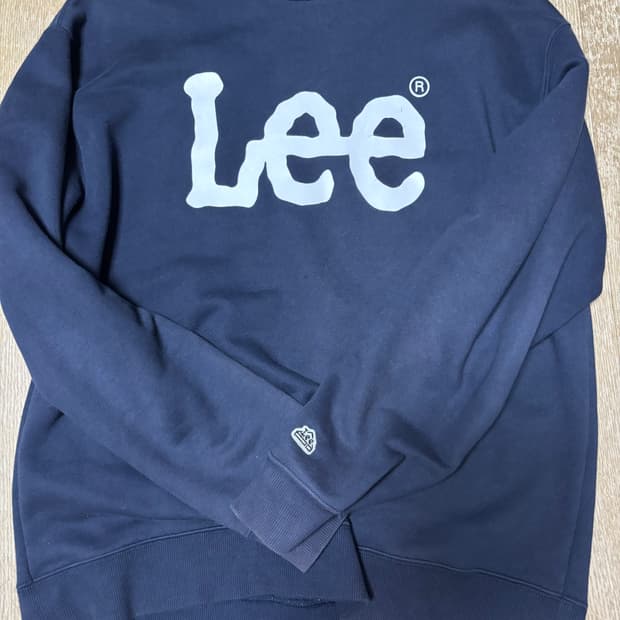 Lee 리 맨투맨