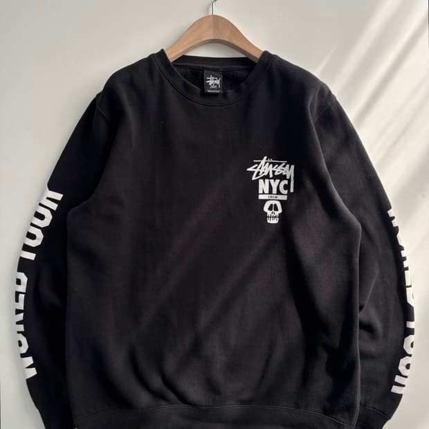 Stussy 스투시 NYC크루 스컬 크루넥 블랙 맨투맨