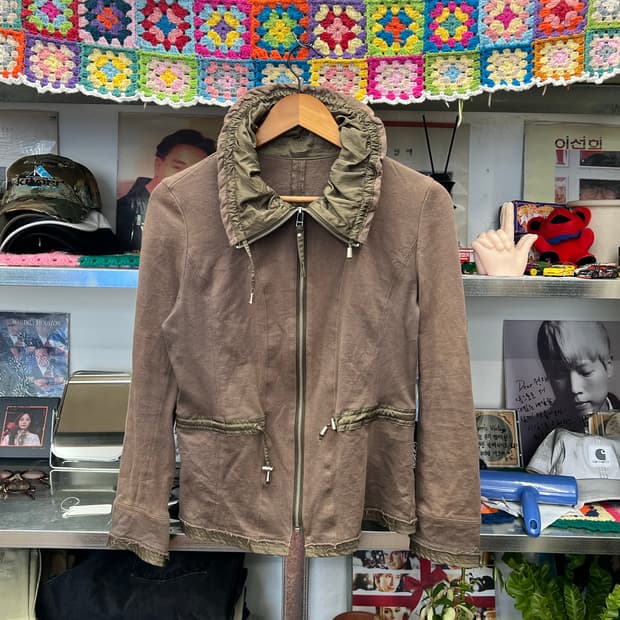 Early  컨템 브라운 자켓