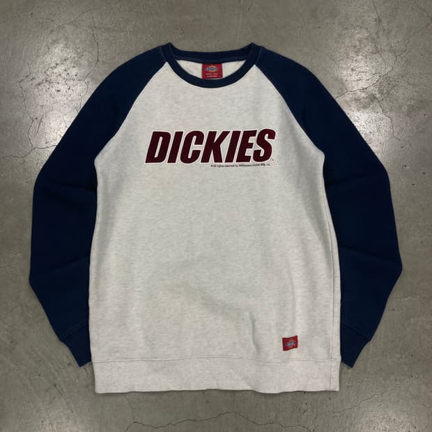 디키즈 믹스 컬러 스펠아웃 로고 맨투맨