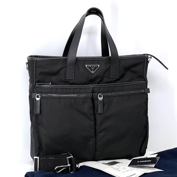 프라다 리나일론 삼각로고 토트백 & 숄더백 블랙 (2VG860)