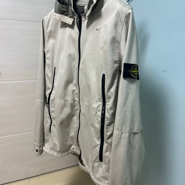스톤아일랜드X나이키 콜라보 라소R 3L 바람막이 골프 자켓