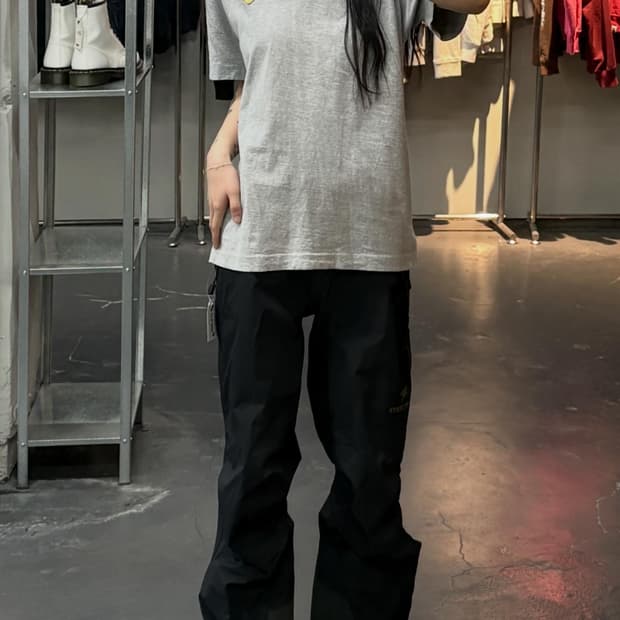 꼼데가르송 골드와펜 그레이 반팔 티셔츠 A3520