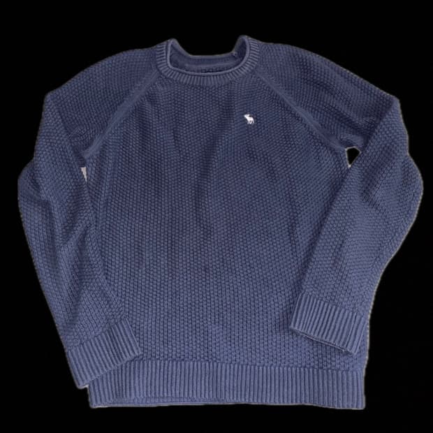 아베크롬비 반티지 네이비 니트