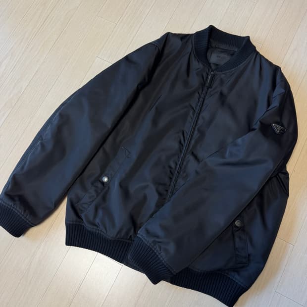 프라다 PRADA 나일론 봄버(보머) 블루종 다운 자켓