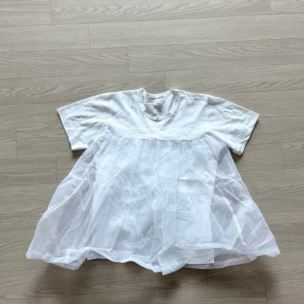 꼼데가르송 걸 반팔
