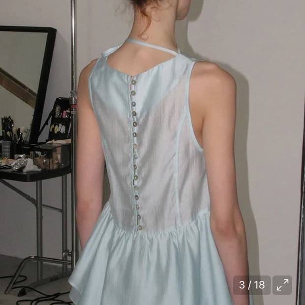 파르티멘토 우먼 타이넥 프릴 블라우스